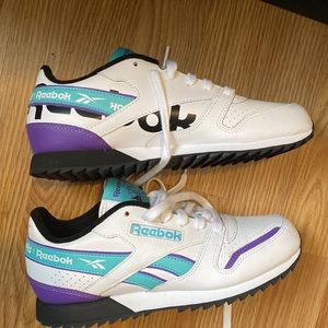 Child 4 Reebok classic white black purple and turquoise